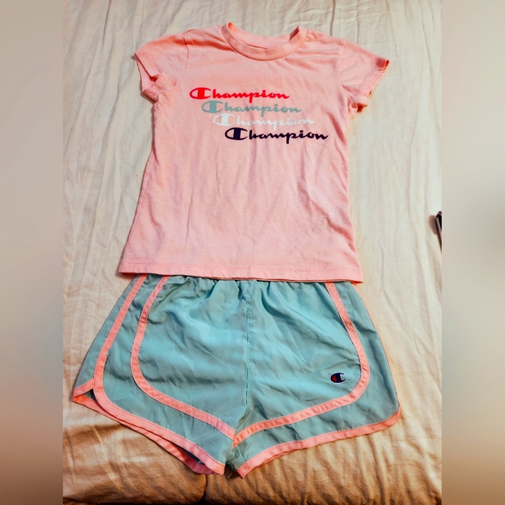 Champion Outfit